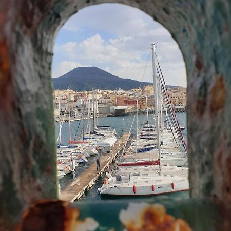 House Boat Hotel Torre del Greco Buitenkant foto