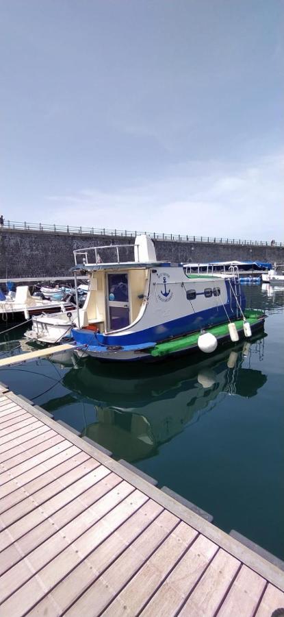 House Boat Hotel Torre del Greco Buitenkant foto